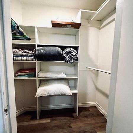 Cozy Private Bed & Bath Near Medical Center, Galleria And Dt Houston Exterior photo